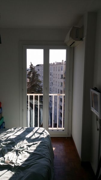 Porte fenêtre PVC blanc à Marseille