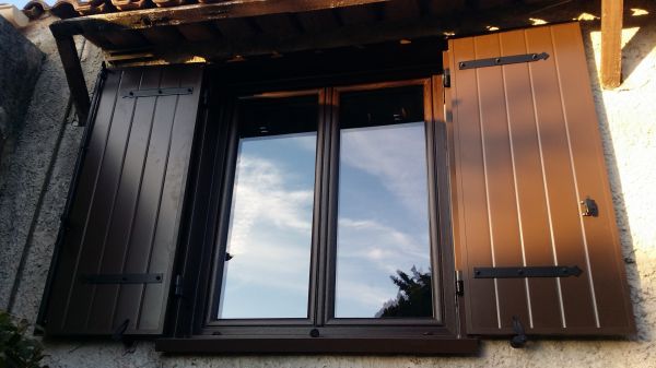 Installation de Volets battants Aluminium isolé