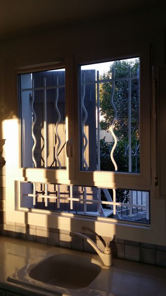 Menuiserie en PVC blanc à Marseille 13013