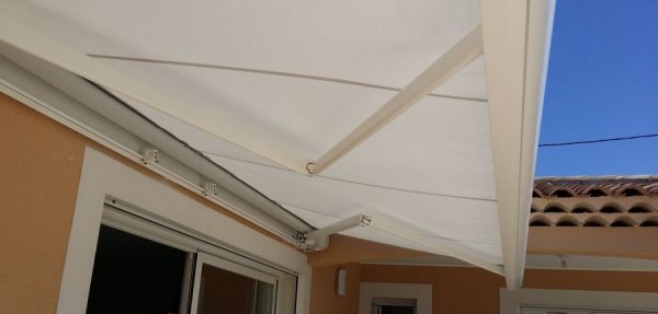 Store coffre à Marseille