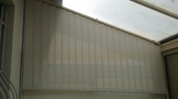 Store intérieur à Marseille