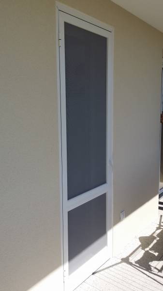 Découvrez notre nouvelle moustiquaire enroulable avec filtre anti-pollen !