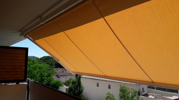 store de terrasse marseille