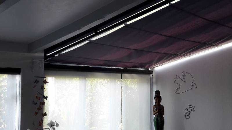 pose de stores intérieurs dans une maison à marseille