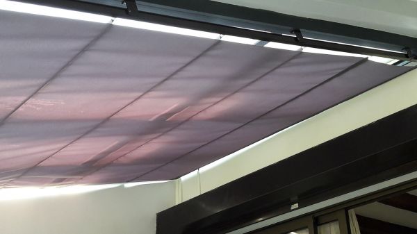 store de toiture à marseille