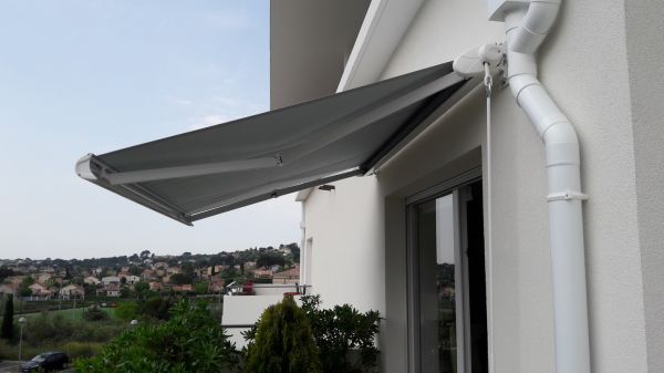 store de terrasse plan de cuques