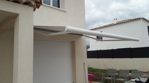 installation d'un store terrasse marseille