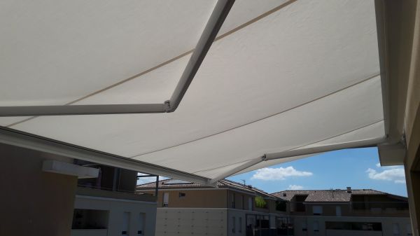 pose d'un store à marseille