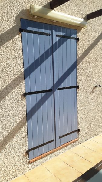 pose volets alu plan de cuques