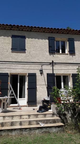 faire poser des volets en alu à Marseille 13013