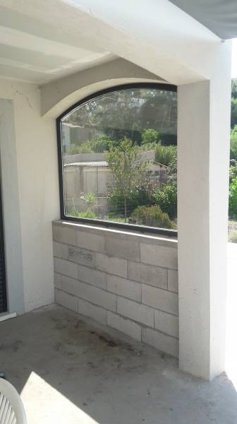 Pose d'une fenetre aluminium en villa à marseille 13013