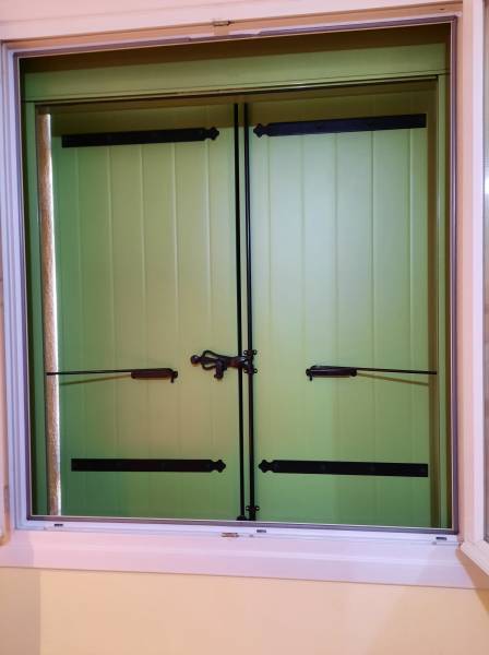 Pose de volets en Aluminium à Marseille 13007