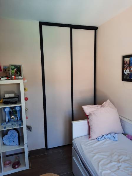 pose de portes de placard en sur mesure sur marseille