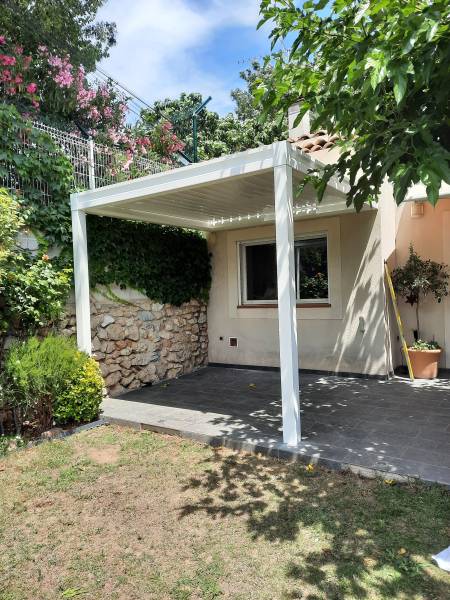 pergola bioclimatique sur mesure posée a marseille