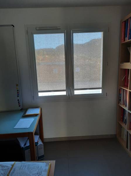 pose de stores intérieurs sans perçage au castellet