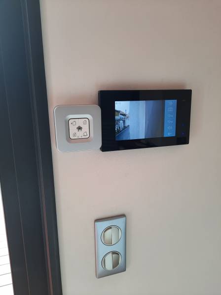 Remplacement d'une motorisation de portail coulissant à Marseille 13010