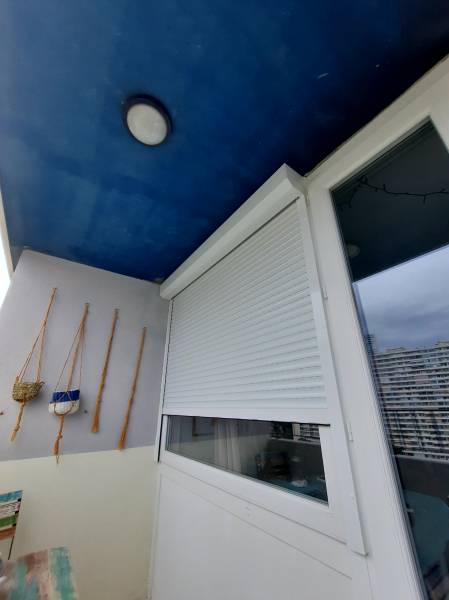 fabrication sur mesure et pose de volets électriques en alu à marseille