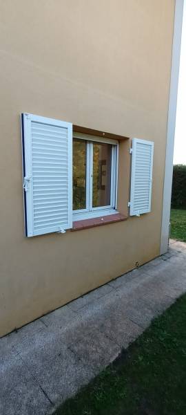 pose de volets en alu a chateau gombert en villa