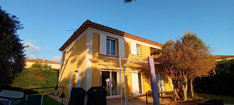 pose de volets alu à marseille 13013 en maison individuelle