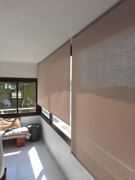 Installation de stores enrouleurs à Château Gombert Marseille 13013