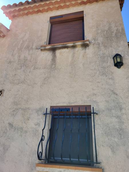 Avis pose de volets roulants solaires avec moustiquaires intégrées à Allauch 13190