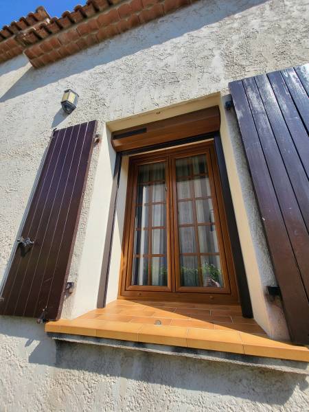 Avis pose de volets roulants solaires avec moustiquaires intégrées à Allauch 13190