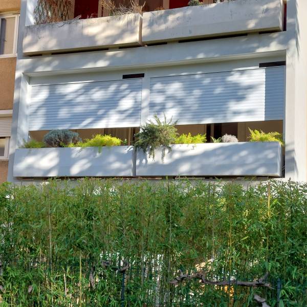 Découvrez notre gamme de volets roulants solaires...De grosses économies d'énergies en perspectives !