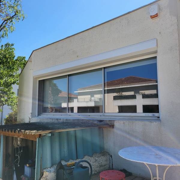 Pose de volets roulants de grande dimension à Chateau Gombert Marseille 13013