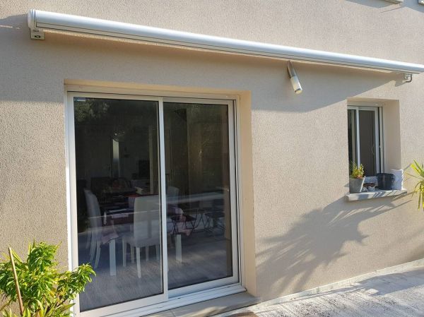 pose de store de terrasse marseille