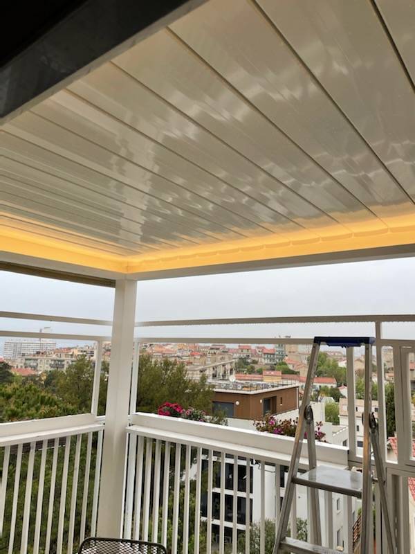 Avis installation d'une pergola bioclimatique à Marseille 13008