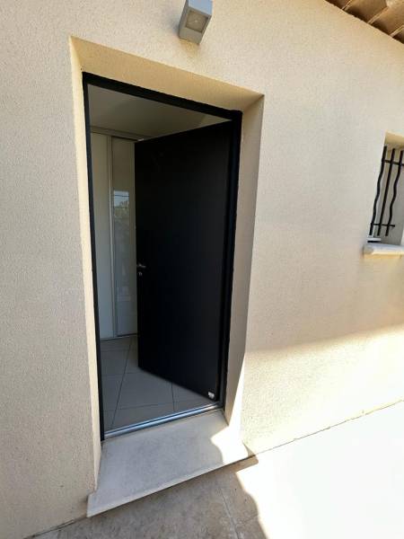 Avis installation d'une porte d'entrée sur Marseille