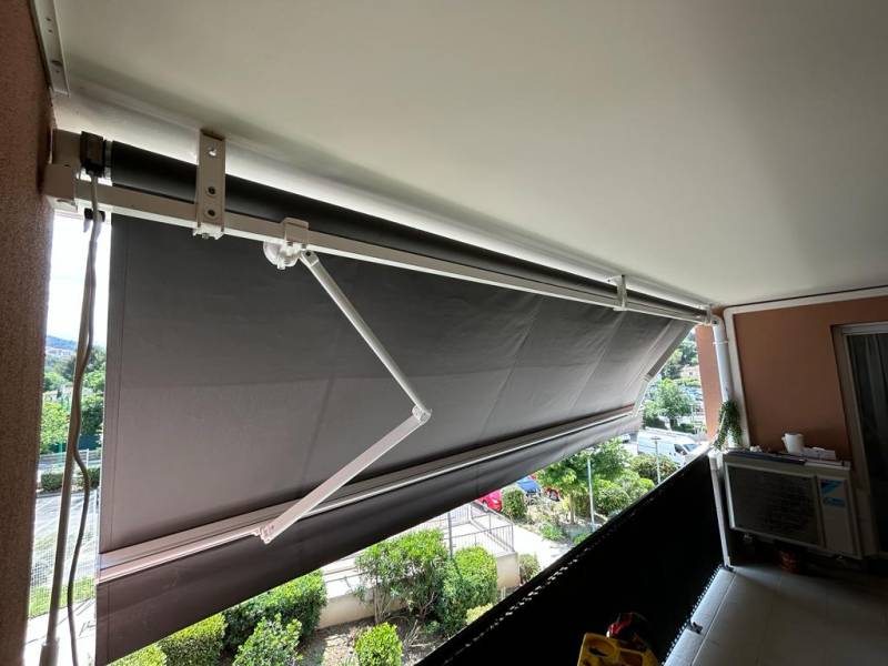 Installation d'un store extérieur de terrasse à Allauch 13190
