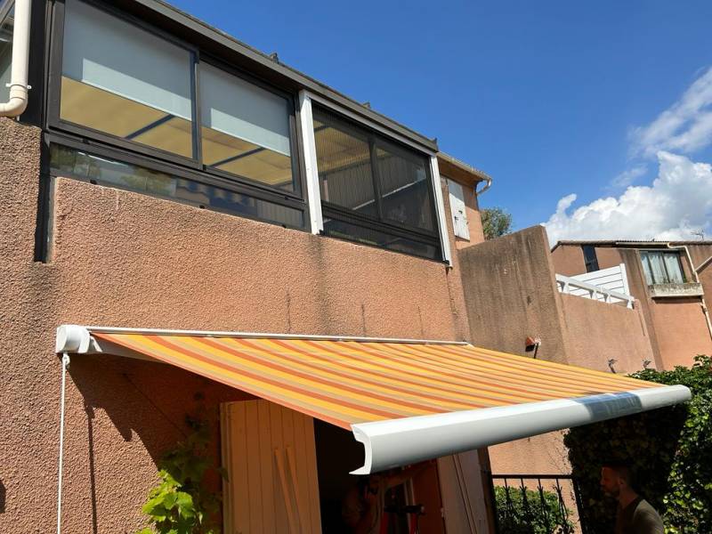 Installation d'un store coffre de terrasse à Plan de Cuques 13380