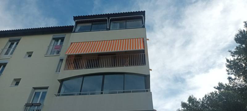 rentoilage de store chez des propriétaires à marseille 13013 chateau gombert