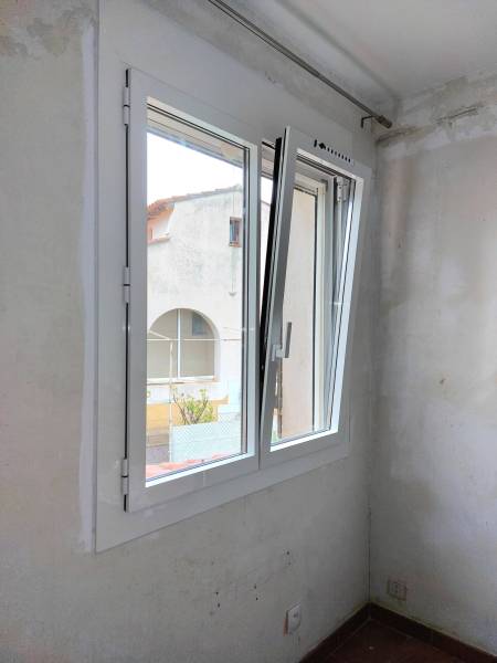 Avis Installation de fenêtres en alu et PVC à Bandol