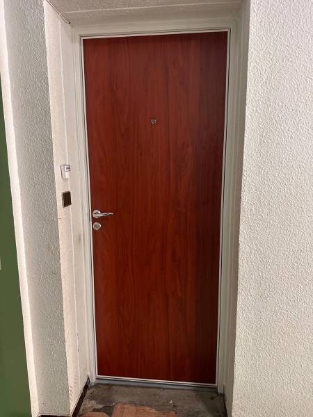 Installation d'une porte blindée palière à Marignane 13700