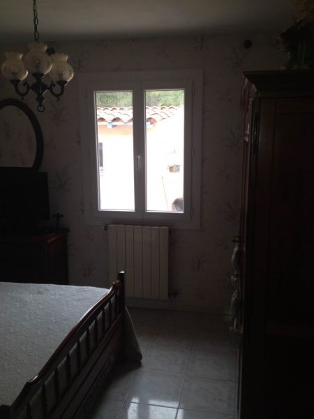 Fenêtre en PVC blanc à Marseille 13013