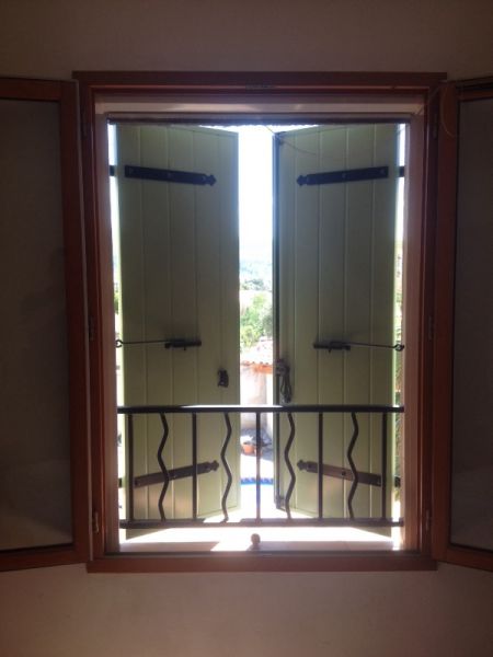 volets battants aluminium sur Plan de Cuques