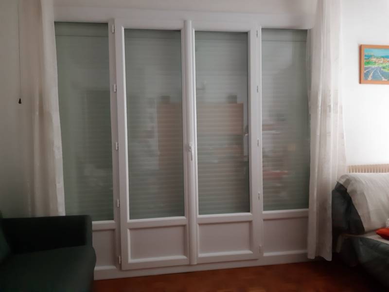 pose de fenetres en renovation, en pvc en appartement chez des propriétaires