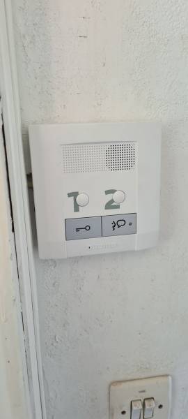 Installation d'un audiophone avec 2 postes intérieurs à Marseille 13014