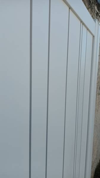 pose d'un portail avec motorisation Somfy à Allauch près de Marseille