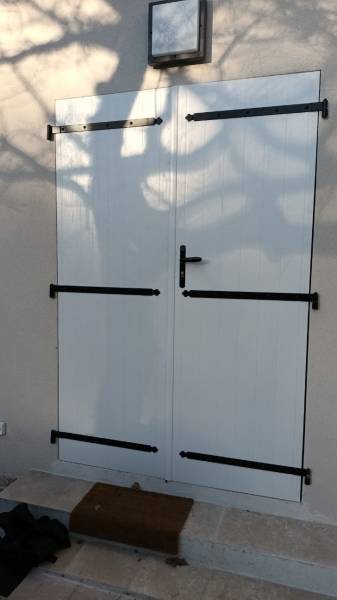 pose de volets en composite sur fuveau