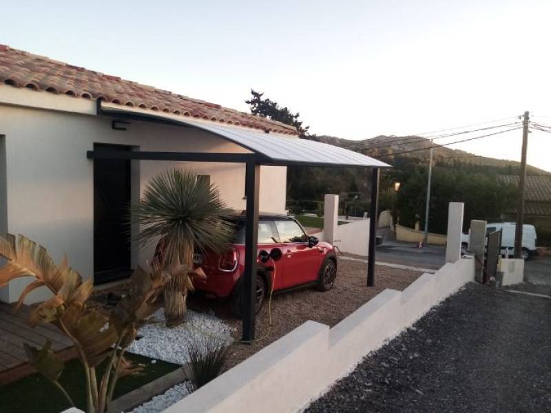 Installation d'un abri voiture carport au Castellet 83330